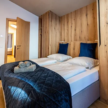 Max Relax Summercard Included In-ski Out Chalet