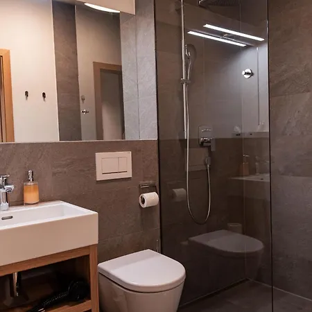 Max Relax Summercard Included In-ski Out