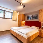 Alpstuga Max Relax Summercard Included In-ski Out *