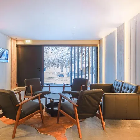 Max Relax Summercard Included In-ski Out